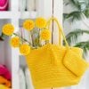 Ball Mum Spray Yellow