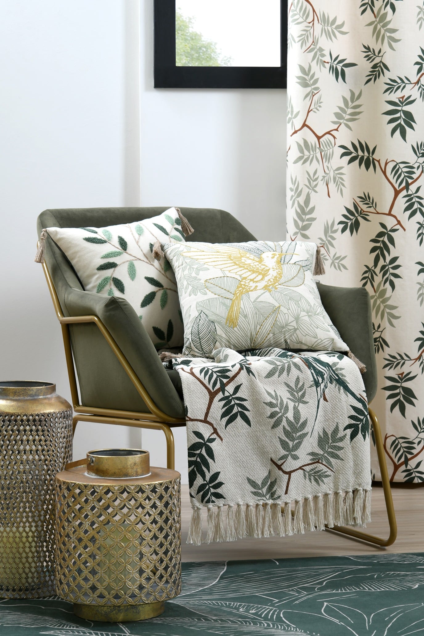 I133262-6 Botanys Cushion