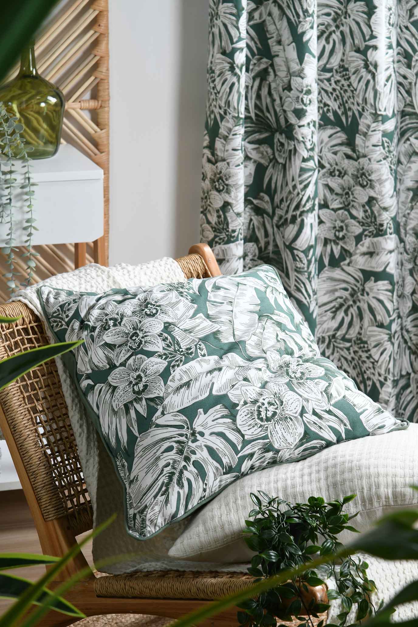I133379-5 Marsali Cushion