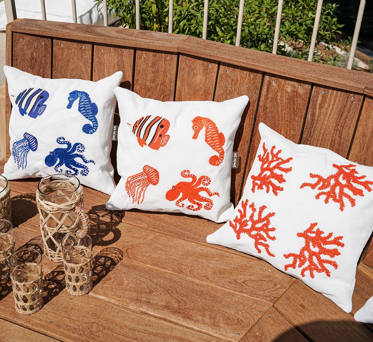 I135125 Mx Home Orange Fish Embroidery Cushion