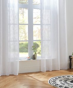 Alton Veil White
