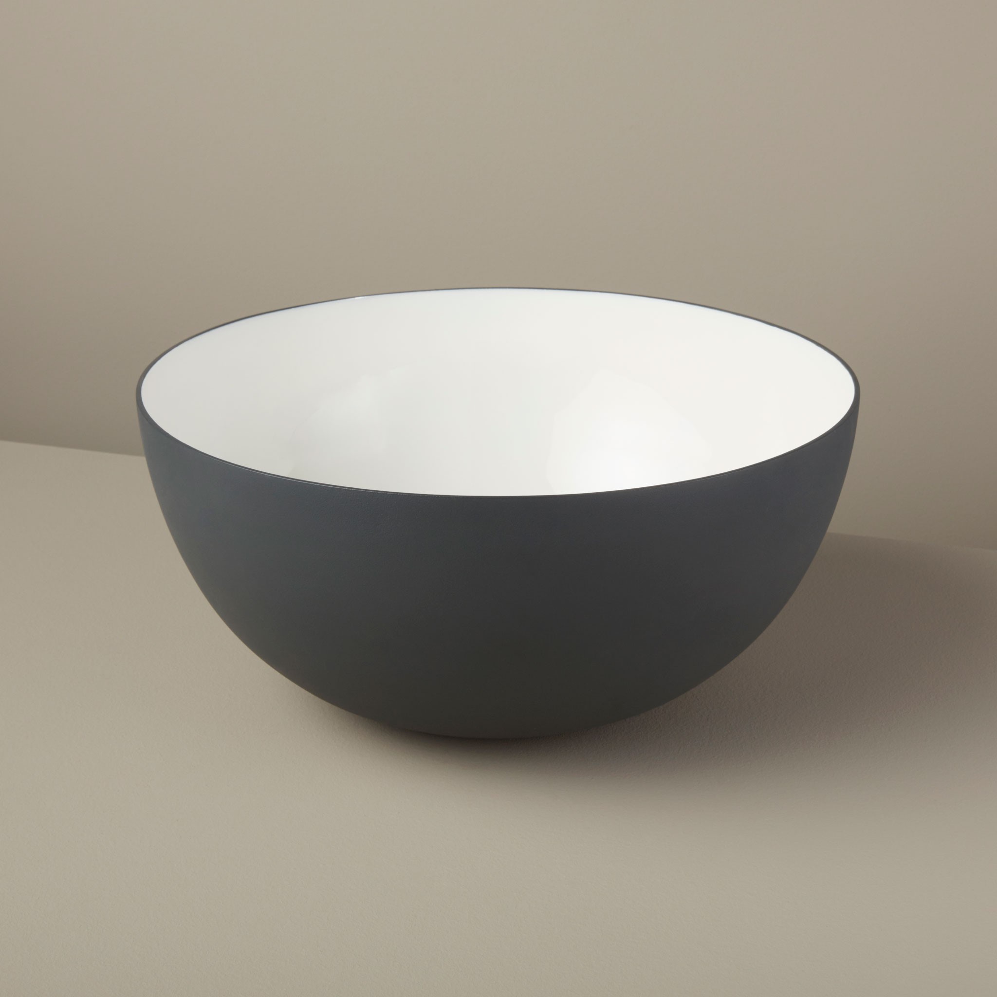 I128289 Easton Large Bowl Graphite